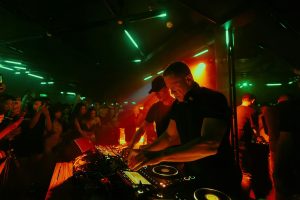 Exploring The Atmospheric Sounds Of Modern Ambient Music Production