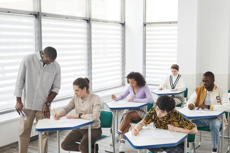 How To Support First Generation College Students Successfully Now